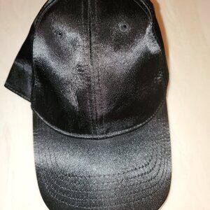 Women's Time and Tru Balck Satin Baseball Hat  - Brand new